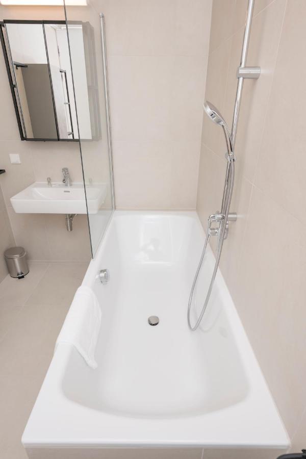 Ottakring Balcony Suite Wien Exterior foto